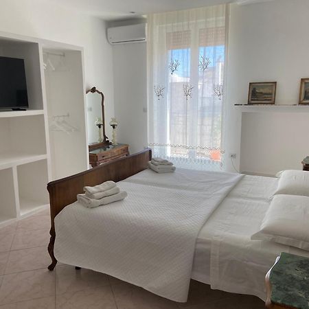 La Casa Di Nonna Celeste ブリンディジ エクステリア 写真